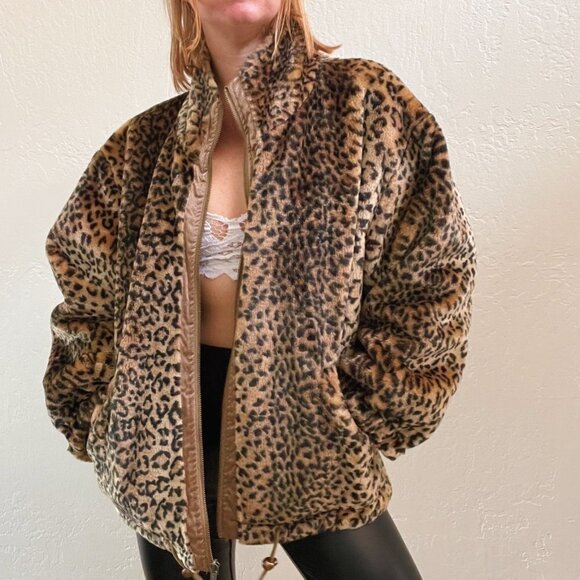 Vintage 1980s/90s Reversible Cheetah Gold Metallic Oversized Zip Up Jacket - Picture 2 of 8